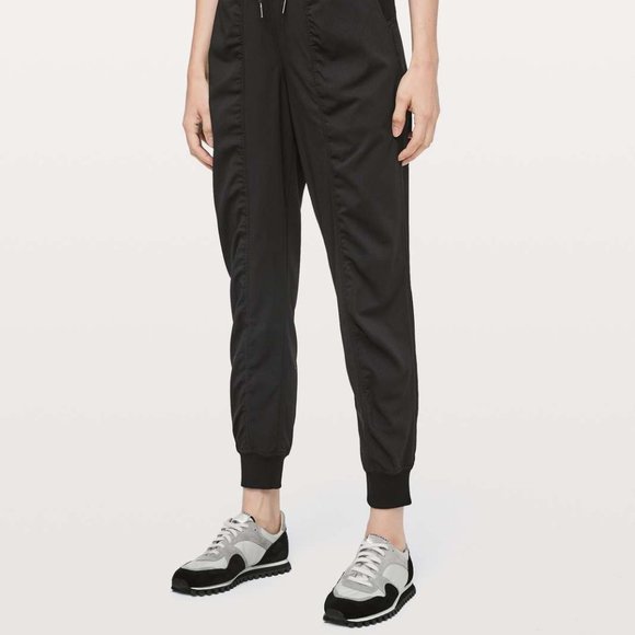 lululemon athletica Pants - Lululemon Dance Studio Jogger Size 6